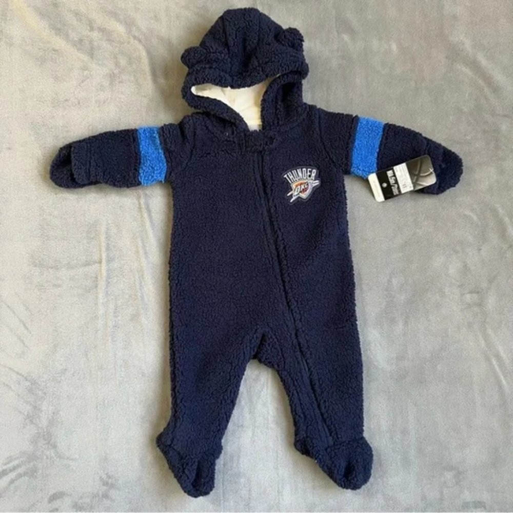NBA Oklahoma City Thunder Baby Boys' Sherpa Sleeper Blue 18 months